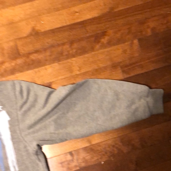 Youth XL ( 14-16 ) DC boys Sweater gray and blue - Picture 4 of 5